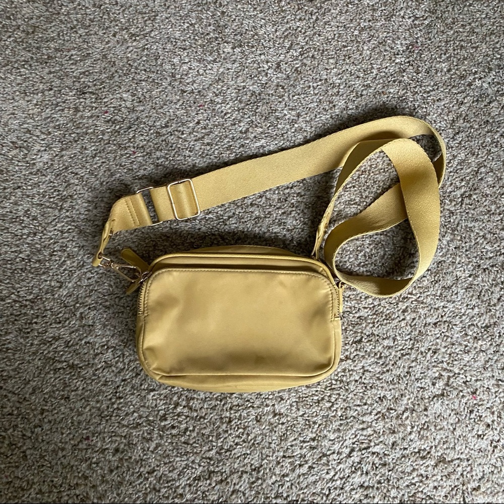 Crossbody bag